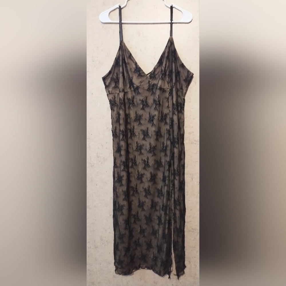 Womans Cider gown size 4XL